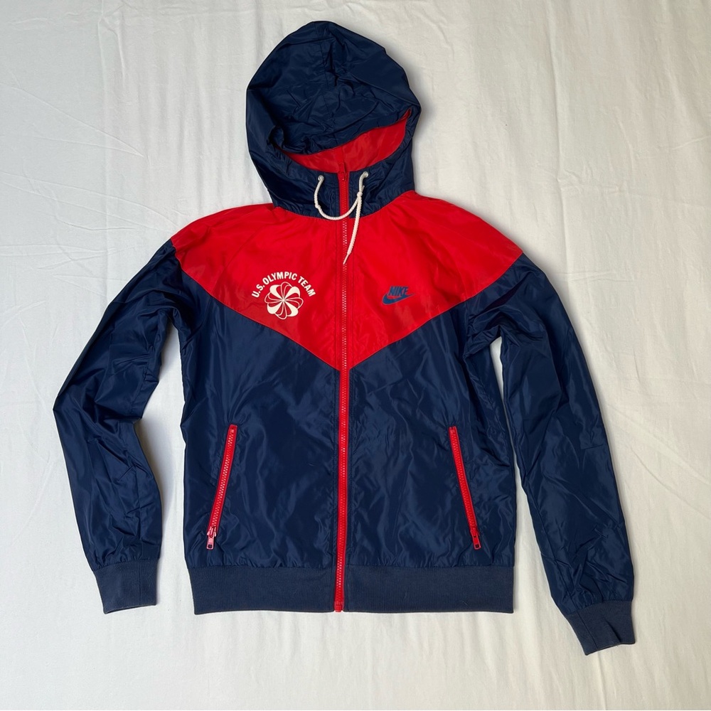 Nike Women’s Windbreaker